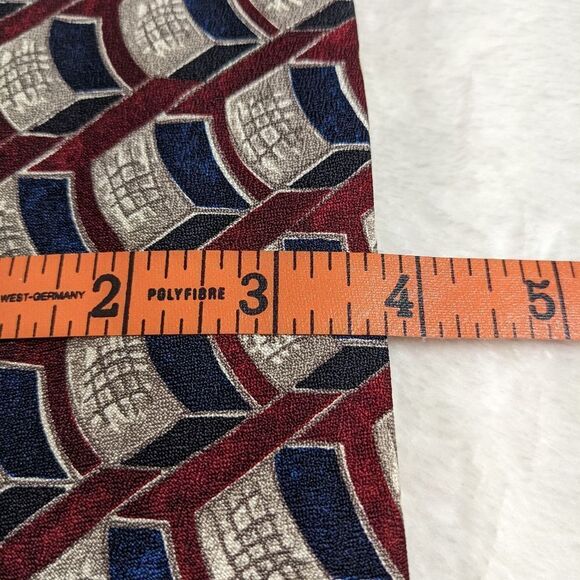 Men's Vintage 100% Silk Tie Checkered Abstract Motif by Cluett - Picture 13 of 14